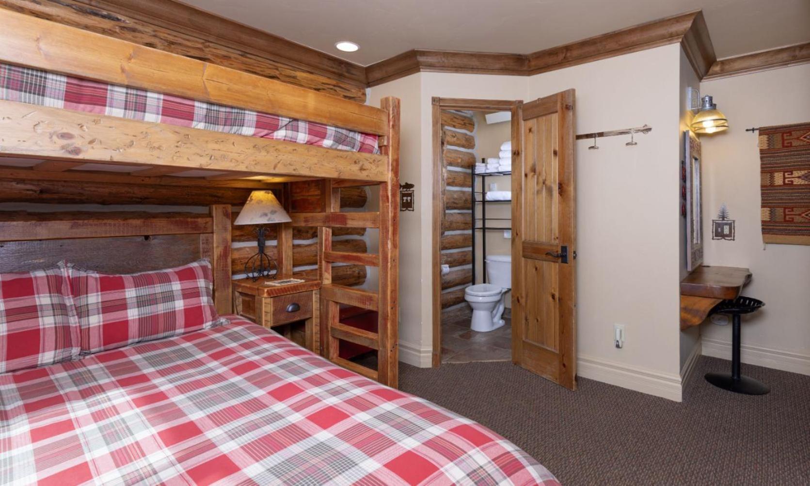 Cowboy Heaven Cabin 13 Bandit Big Sky Extérieur photo
